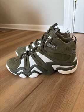 New! adidas 
Mens high top adidas shoes